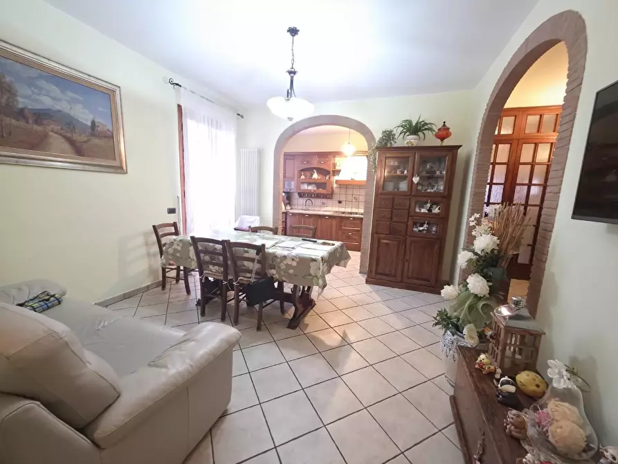 Immagine 3 di Appartamento in vendita  a Cerreto Guidi