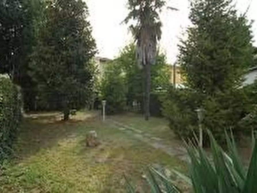 Immagine 7 di Appartamento in affitto  a Pisa