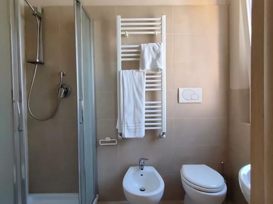 Immagine 5 di Appartamento in affitto  a Pisa