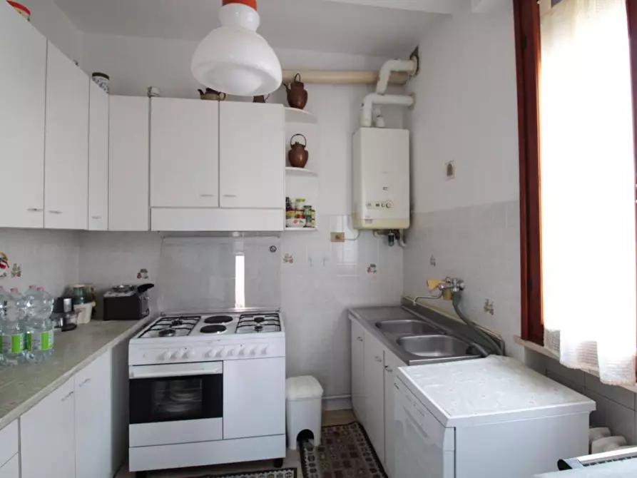 Immagine 7 di Appartamento in vendita  a Ponsacco