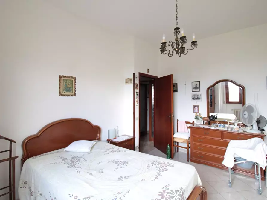 Immagine 12 di Appartamento in vendita  a Ponsacco