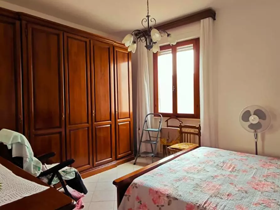 Immagine 11 di Appartamento in vendita  a Ponsacco