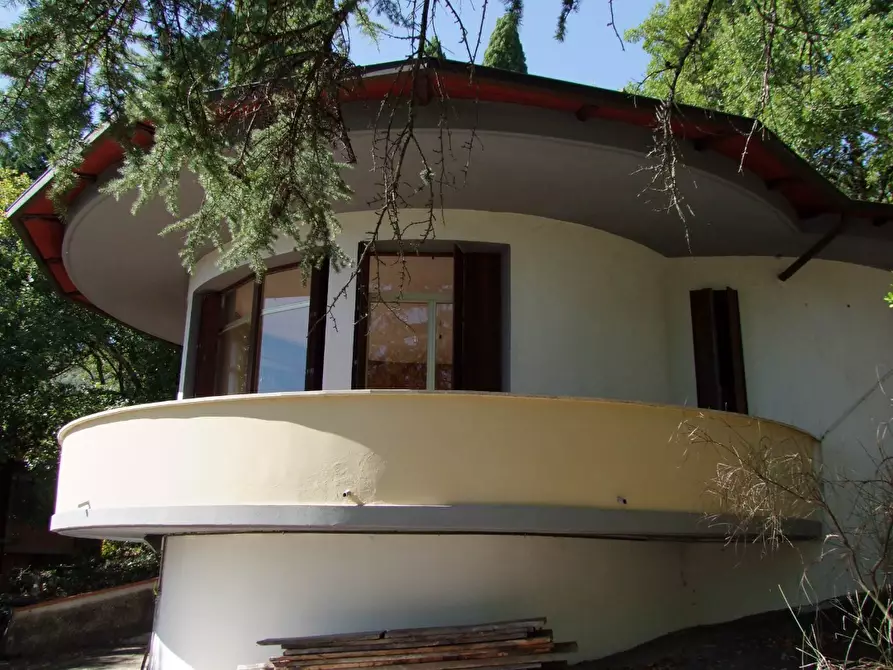 Immagine 2 di Villa in vendita  a Pontassieve