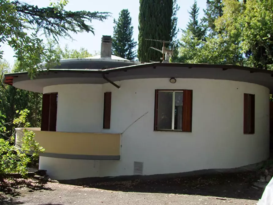 Immagine 1 di Villa in vendita  a Pontassieve