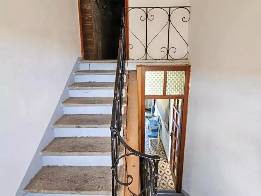 Immagine 27 di Villa in vendita  a Capannori