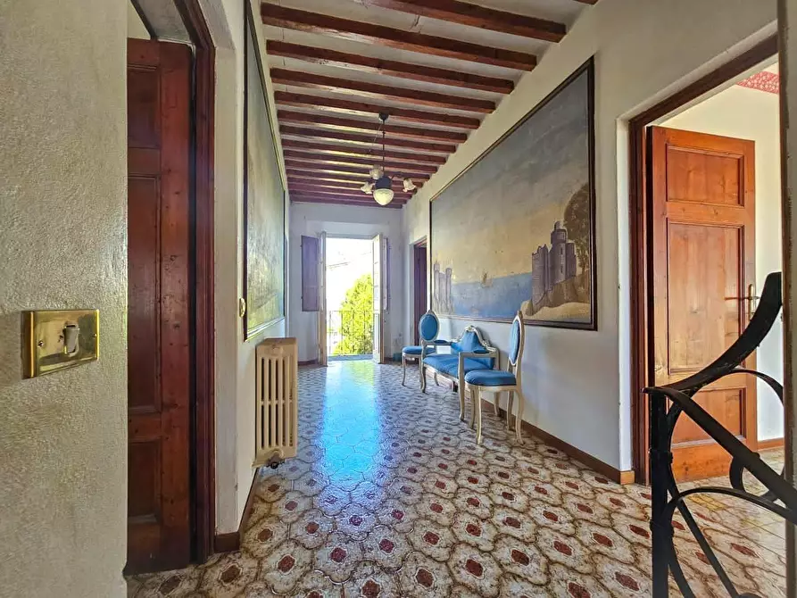 Immagine 12 di Villa in vendita  a Capannori