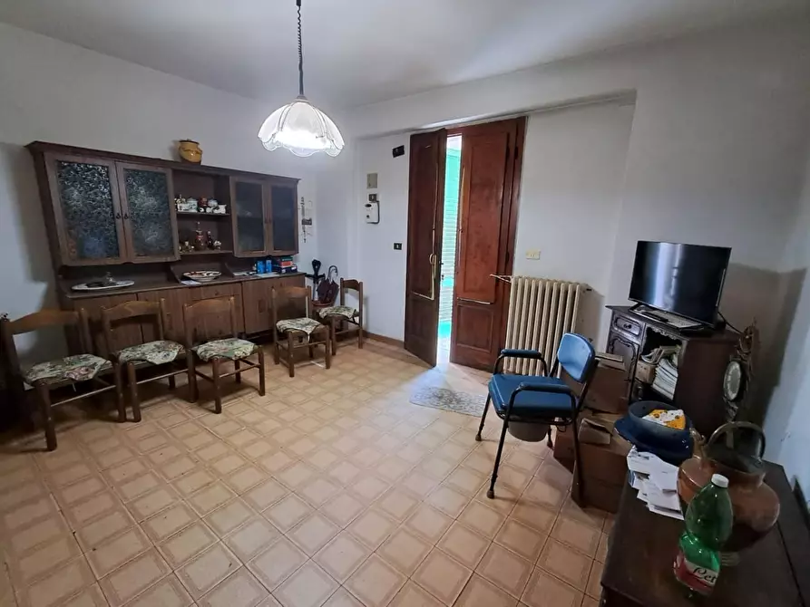 Immagine 2 di Appartamento in vendita  a Buti