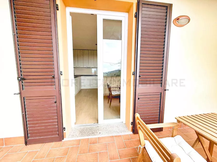 Immagine 11 di Appartamento in vendita  a Piombino