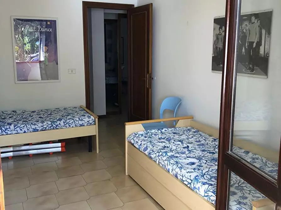 Immagine 9 di Appartamento in affitto  a Massa