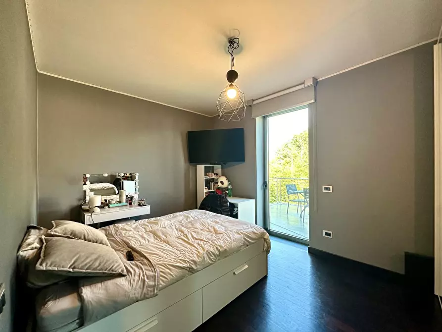 Immagine 20 di Villa in vendita  a Lucca