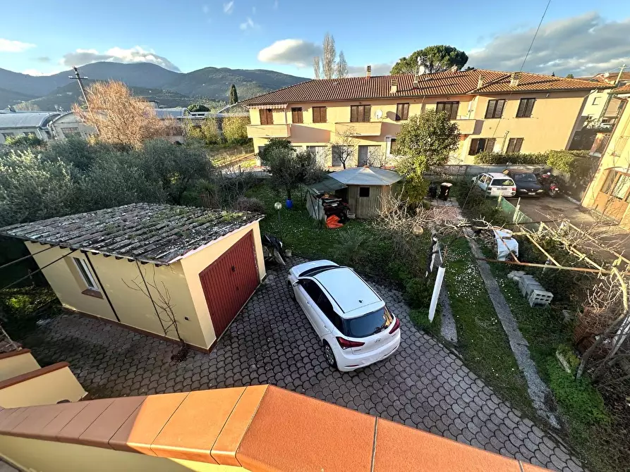 Immagine 26 di Appartamento in vendita  a Vicopisano