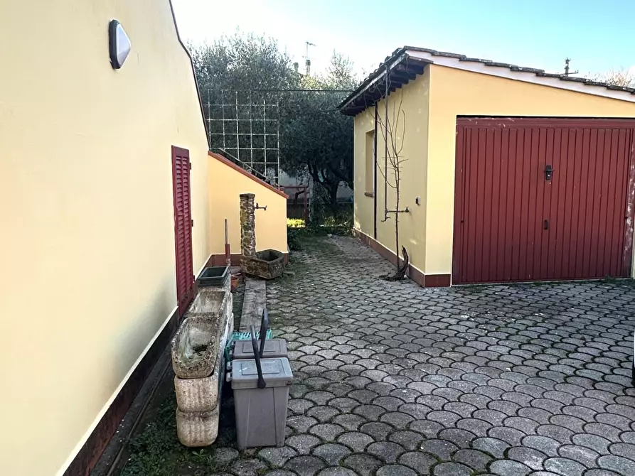 Immagine 33 di Appartamento in vendita  a Vicopisano