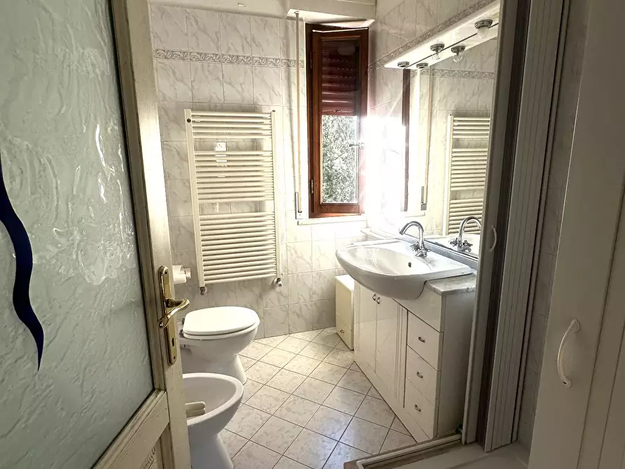 Immagine 21 di Appartamento in vendita  a Vicopisano