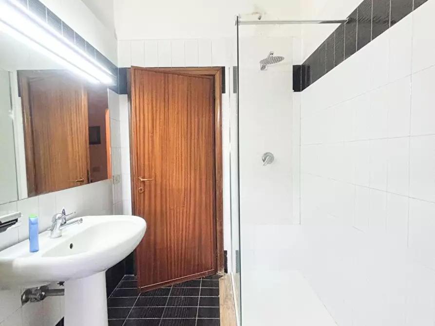 Immagine 15 di Appartamento in vendita  a Empoli