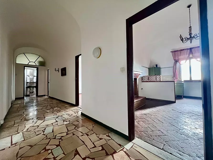 Immagine 6 di Appartamento in vendita  a Vecchiano