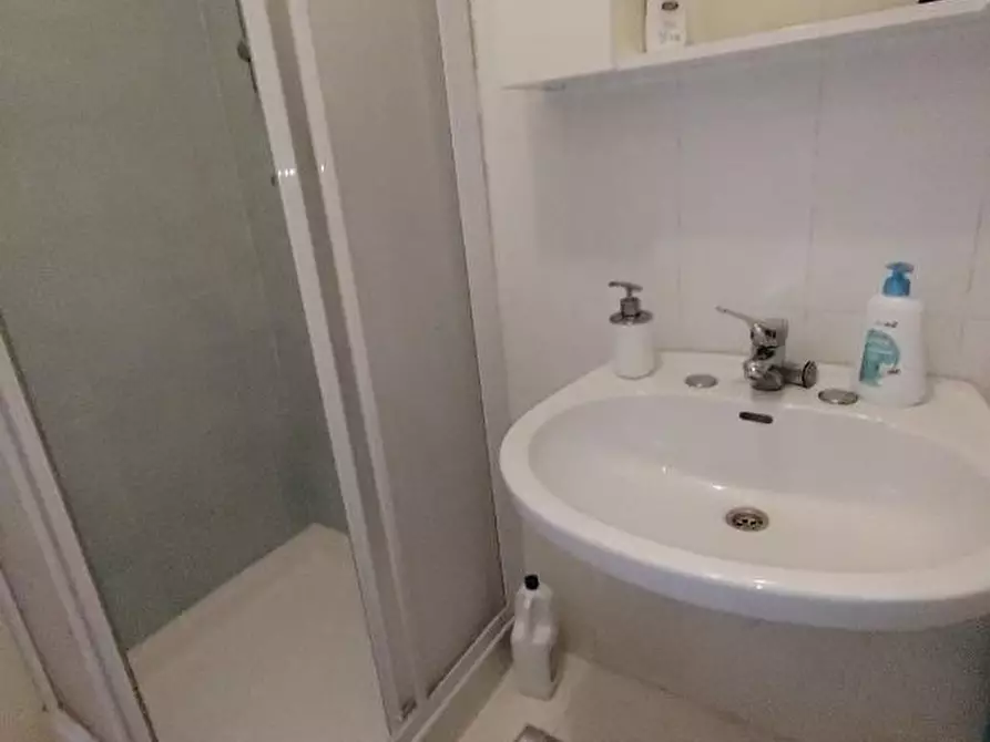 Immagine 20 di Appartamento in vendita  a Carrara