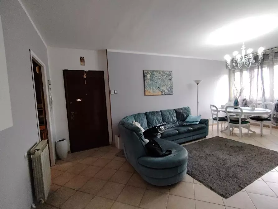 Immagine 5 di Appartamento in vendita  a Carrara