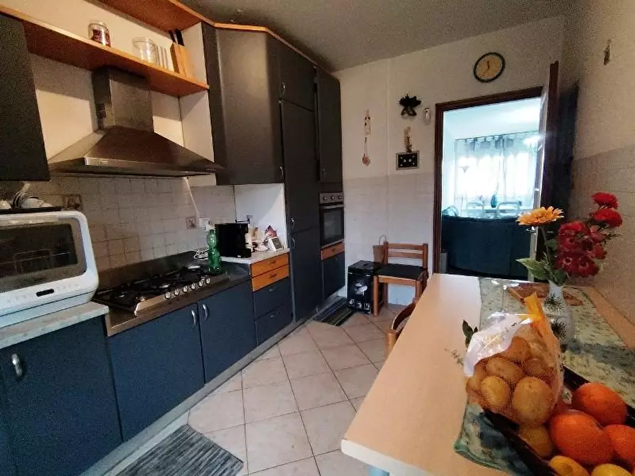 Immagine 8 di Appartamento in vendita  a Carrara