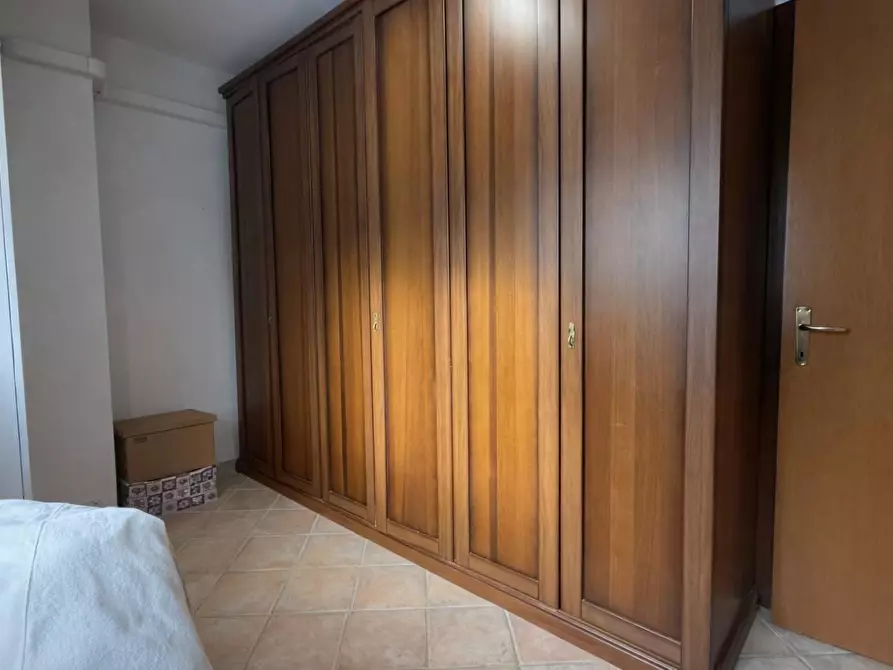 Immagine 13 di Appartamento in vendita  a Viareggio