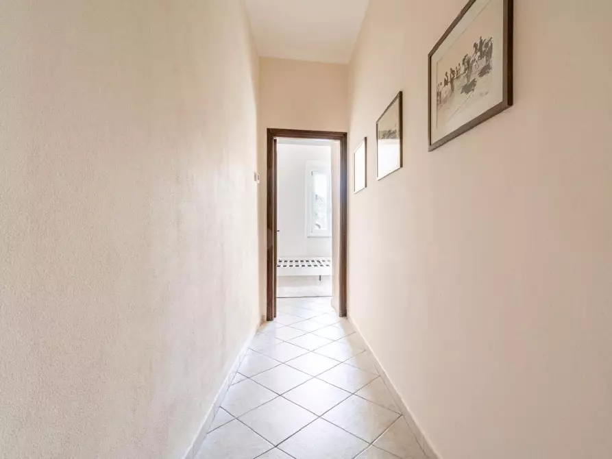 Immagine 7 di Appartamento in affitto  a Massa