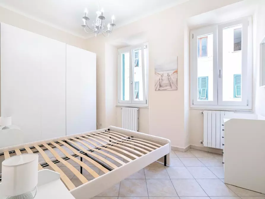 Immagine 9 di Appartamento in affitto  a Massa