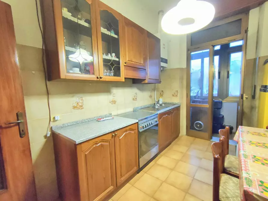 Immagine 21 di Appartamento in vendita  a Pisa