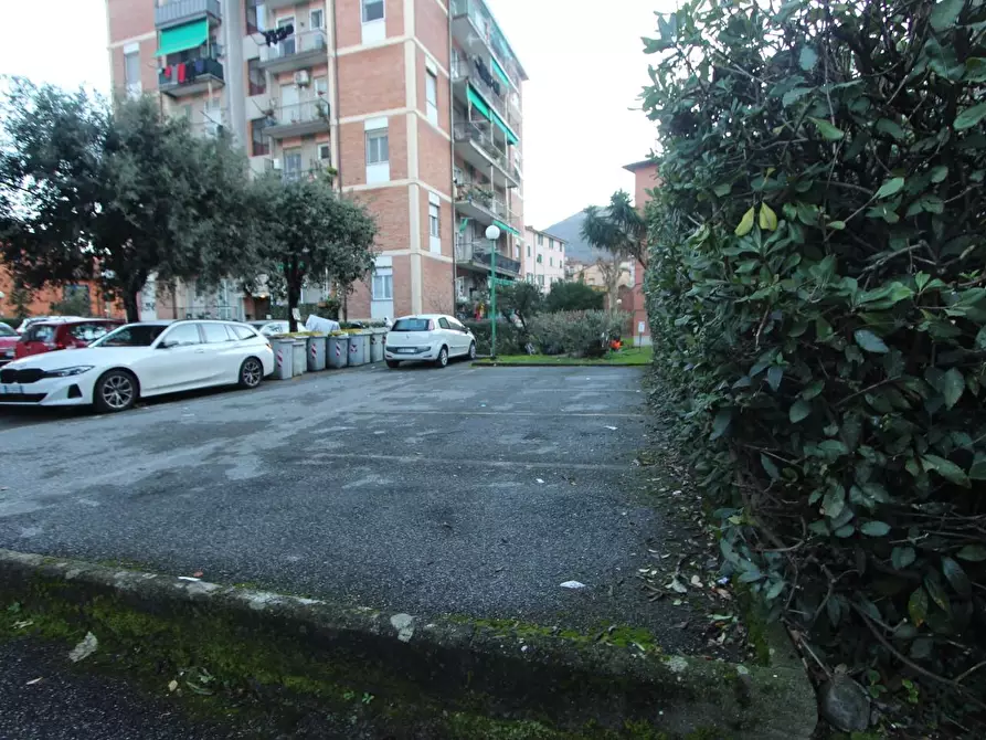 Immagine 19 di Appartamento in vendita  a La Spezia