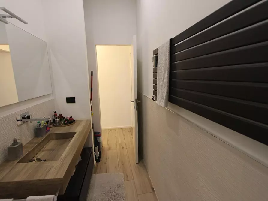 Immagine 15 di Appartamento in vendita  a La Spezia