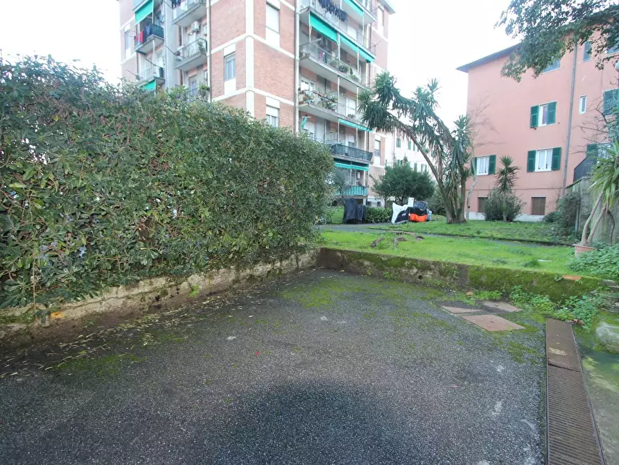 Immagine 17 di Appartamento in vendita  a La Spezia