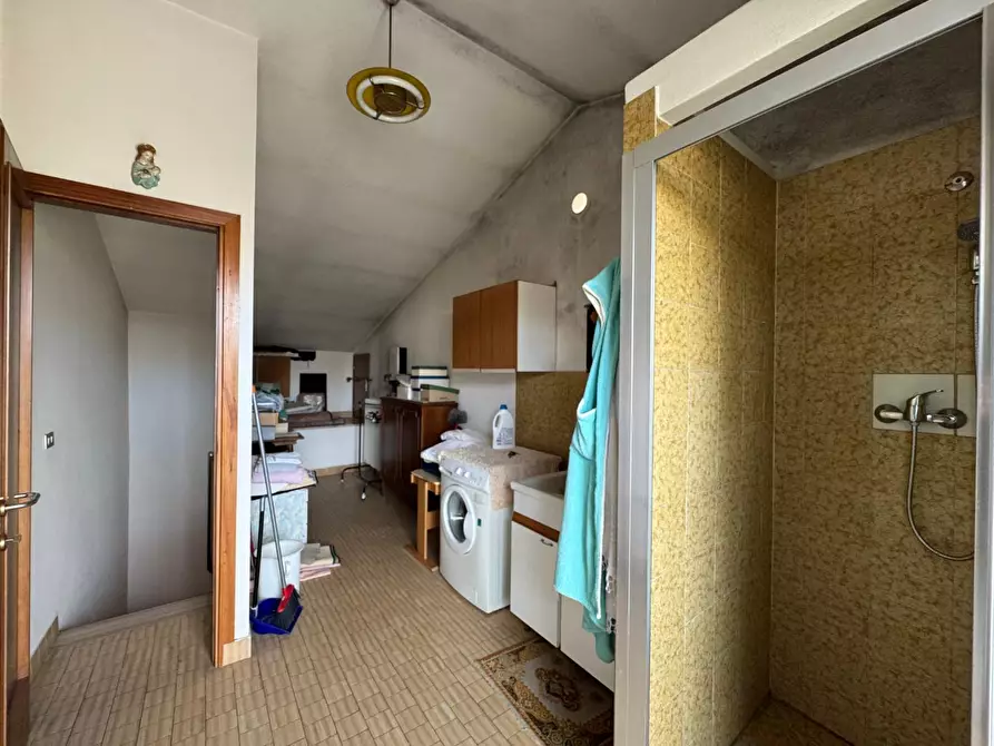 Immagine 28 di Villetta a schiera in vendita  a Empoli