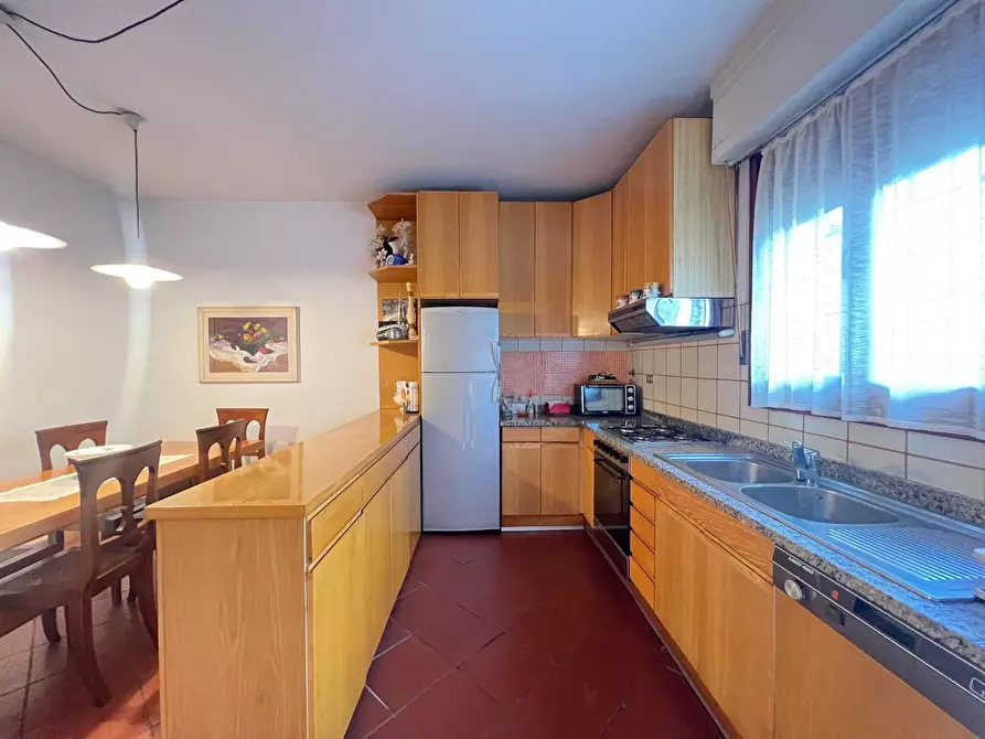 Immagine 21 di Villetta a schiera in vendita  a Empoli