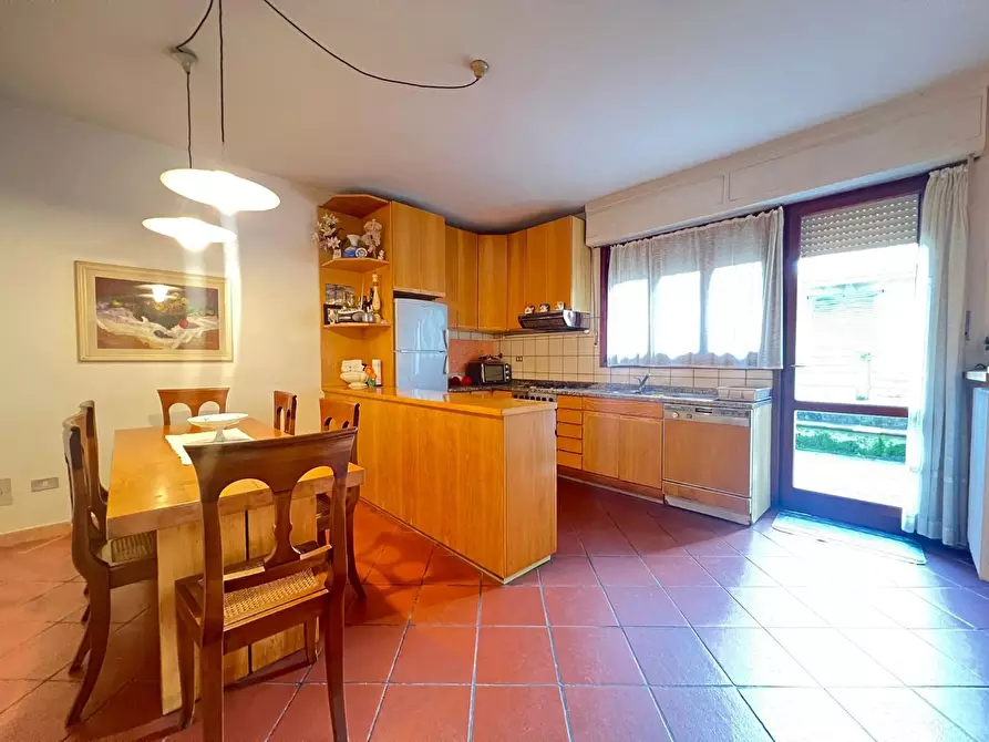 Immagine 23 di Villetta a schiera in vendita  a Empoli