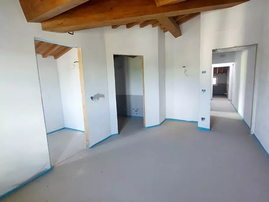 Immagine 9 di Casa bifamiliare in vendita  a Ponsacco