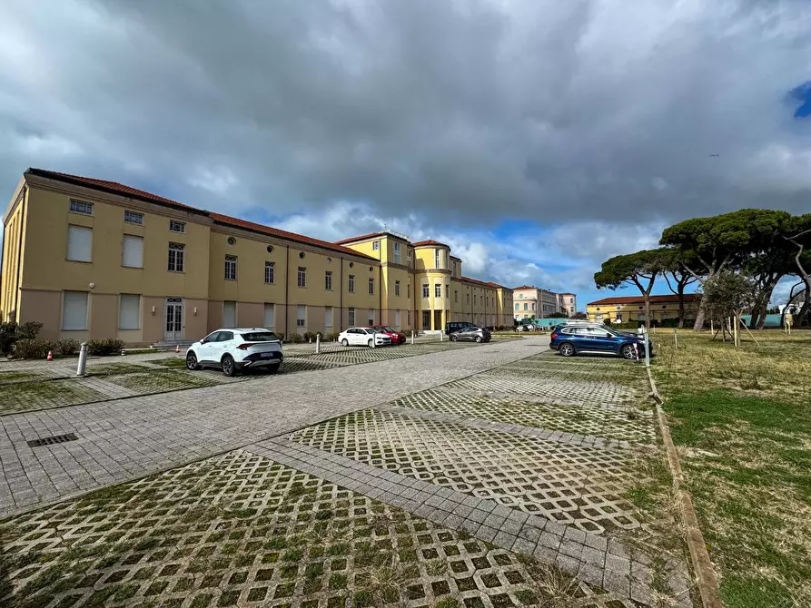 Immagine 2 di Appartamento in vendita  a Pisa