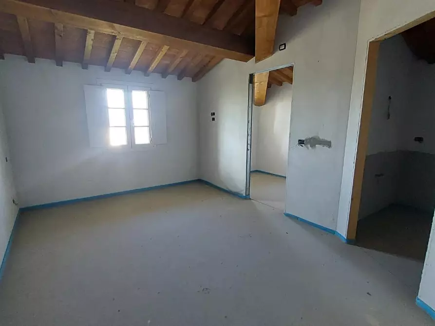 Immagine 11 di Casa bifamiliare in vendita  a Ponsacco