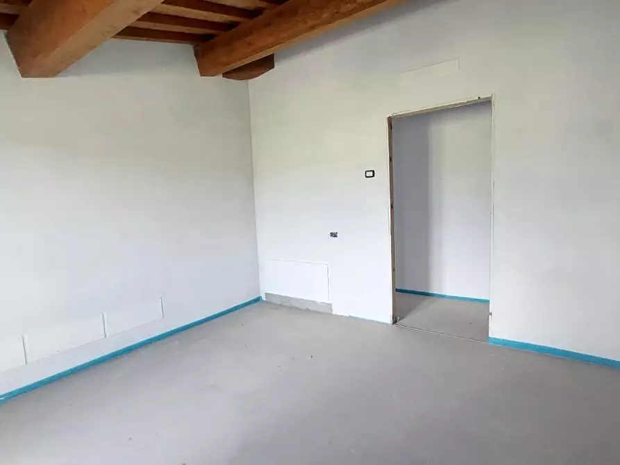 Immagine 18 di Casa bifamiliare in vendita  a Ponsacco