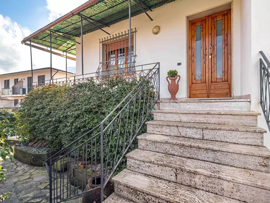 Immagine 21 di Casa indipendente in vendita  a Santa Maria A Monte