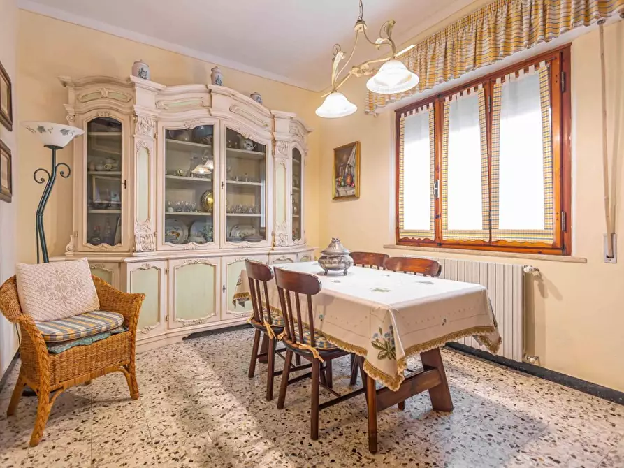 Immagine 6 di Casa indipendente in vendita  a Santa Maria A Monte