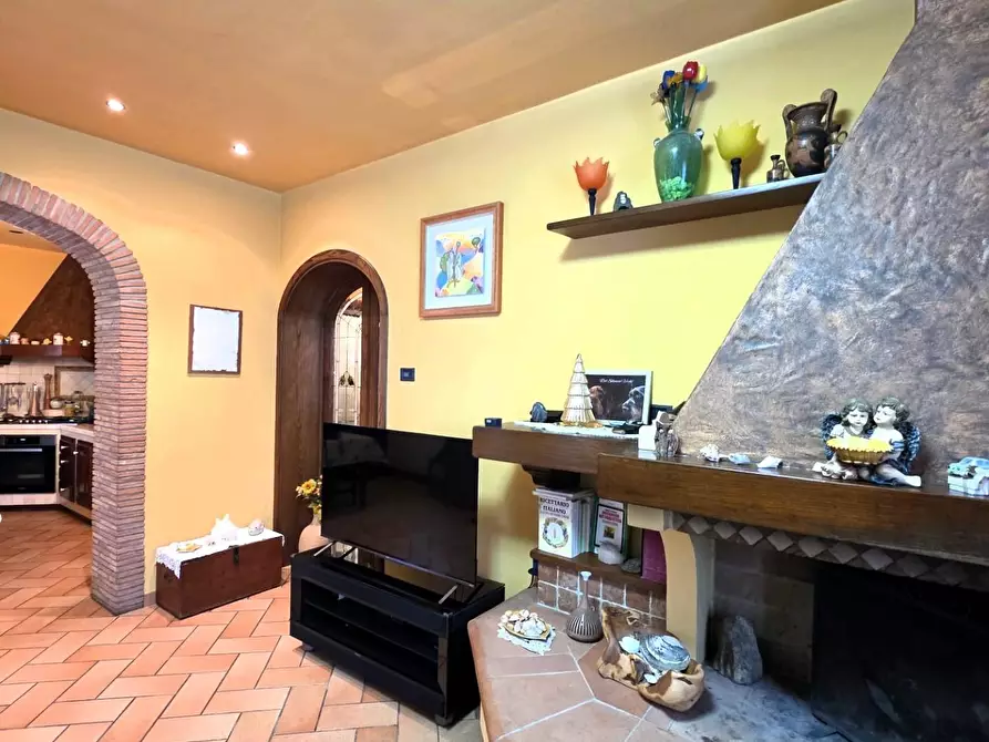 Immagine 4 di Appartamento in vendita  a Fucecchio