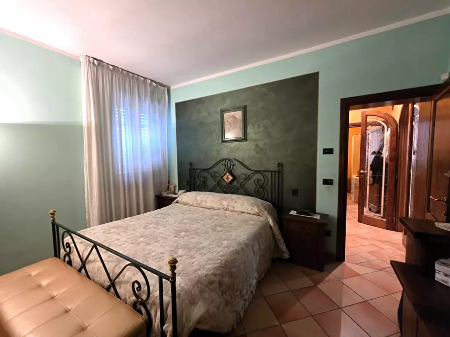 Immagine 13 di Appartamento in vendita  a Fucecchio