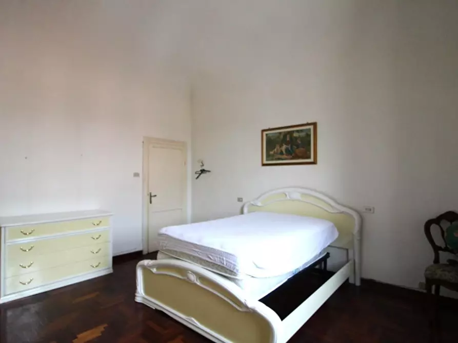 Immagine 11 di Appartamento in vendita  a Pisa