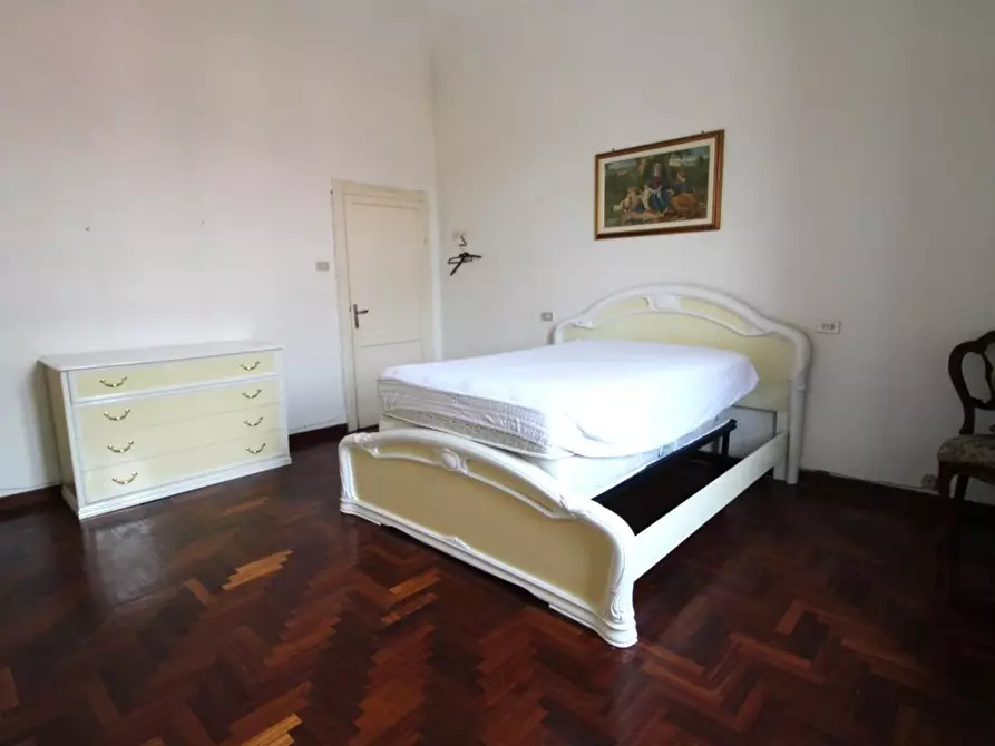 Immagine 10 di Appartamento in vendita  a Pisa