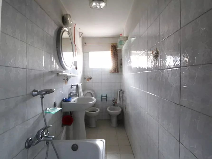 Immagine 7 di Appartamento in vendita  a Pisa