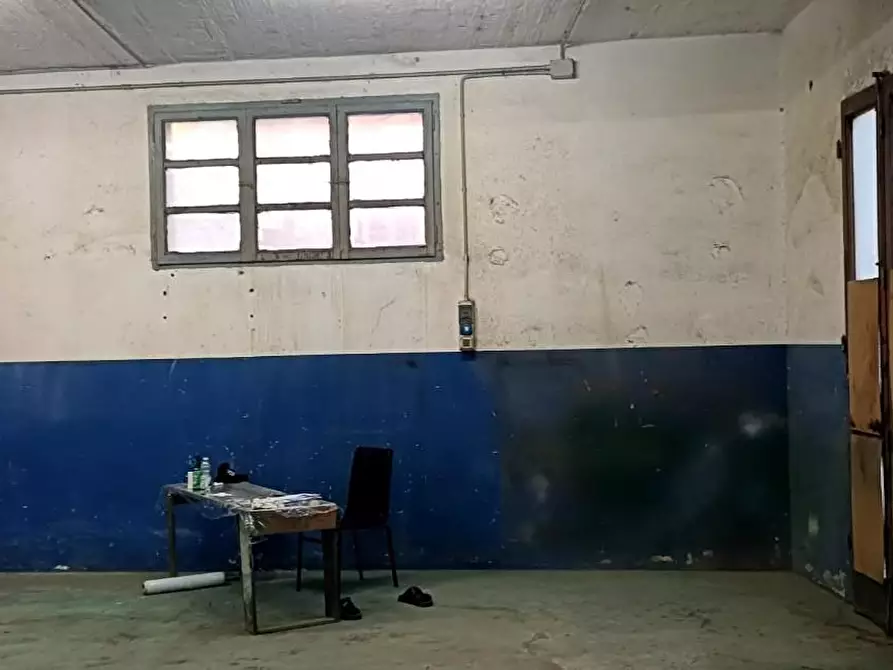 Immagine 4 di Locale commerciale in vendita  a Vicopisano