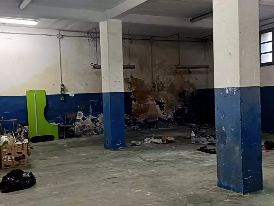 Immagine 5 di Locale commerciale in affitto  a Vicopisano