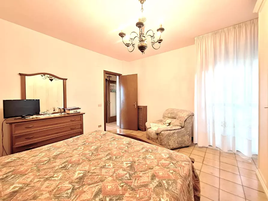 Immagine 12 di Appartamento in vendita  a Cascina