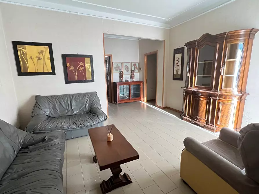 Immagine 7 di Appartamento in vendita  a Carrara