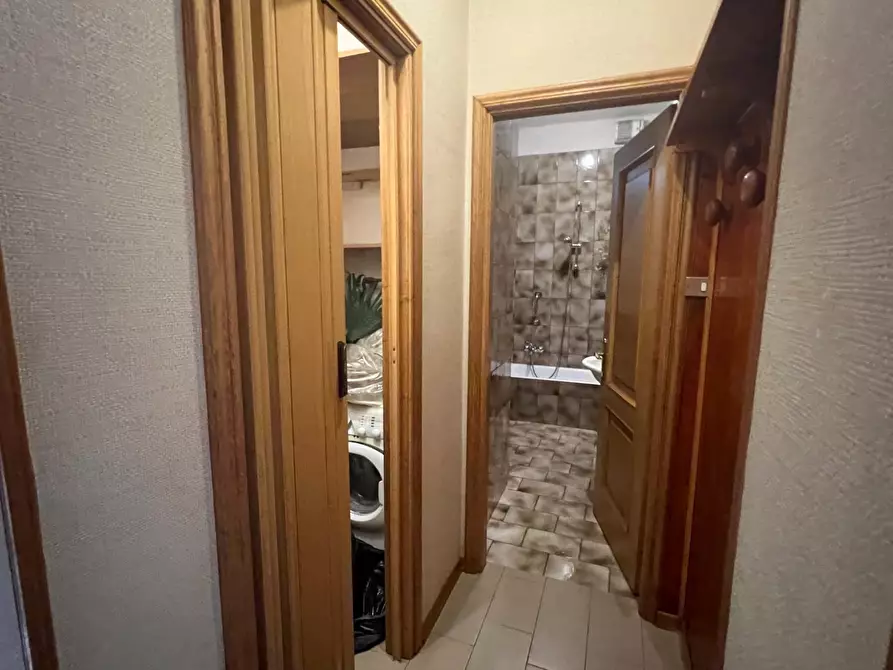 Immagine 16 di Appartamento in vendita  a Carrara