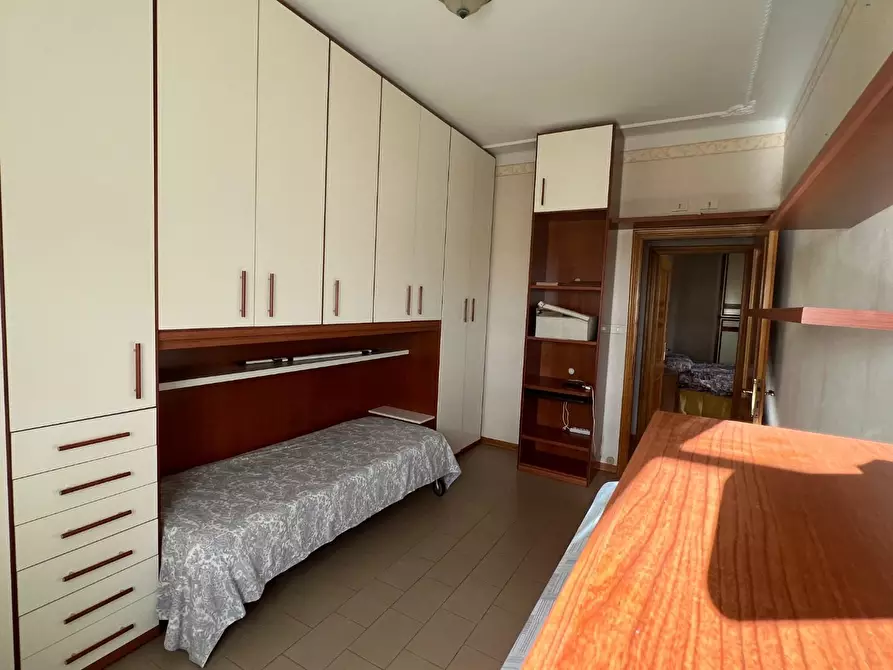 Immagine 15 di Appartamento in vendita  a Carrara