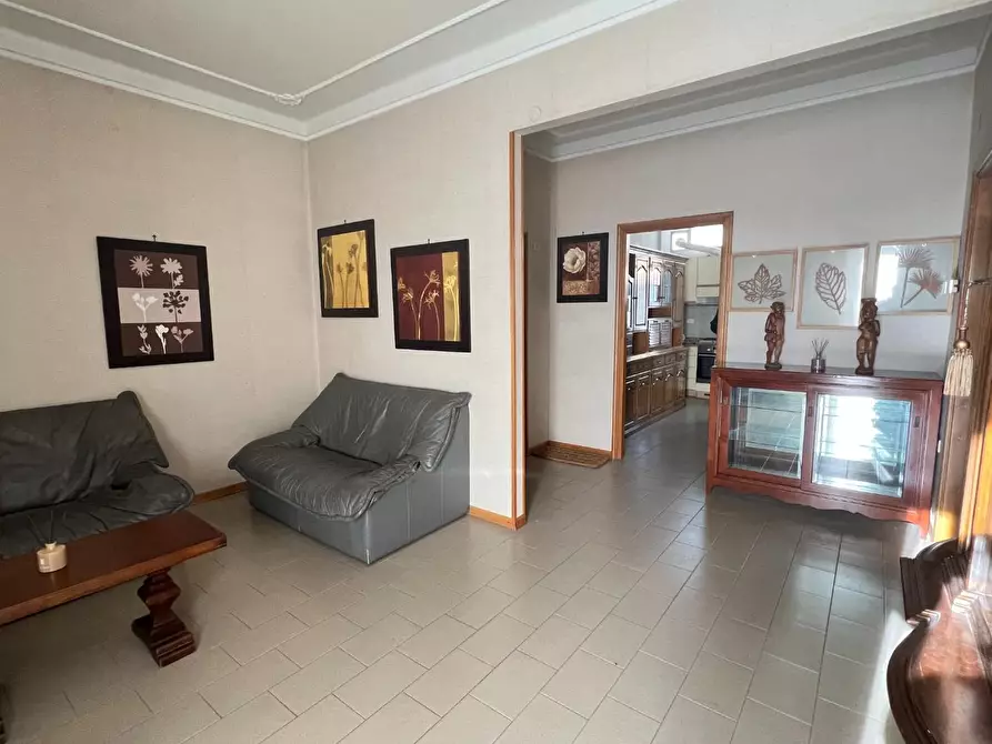 Immagine 8 di Appartamento in vendita  a Carrara